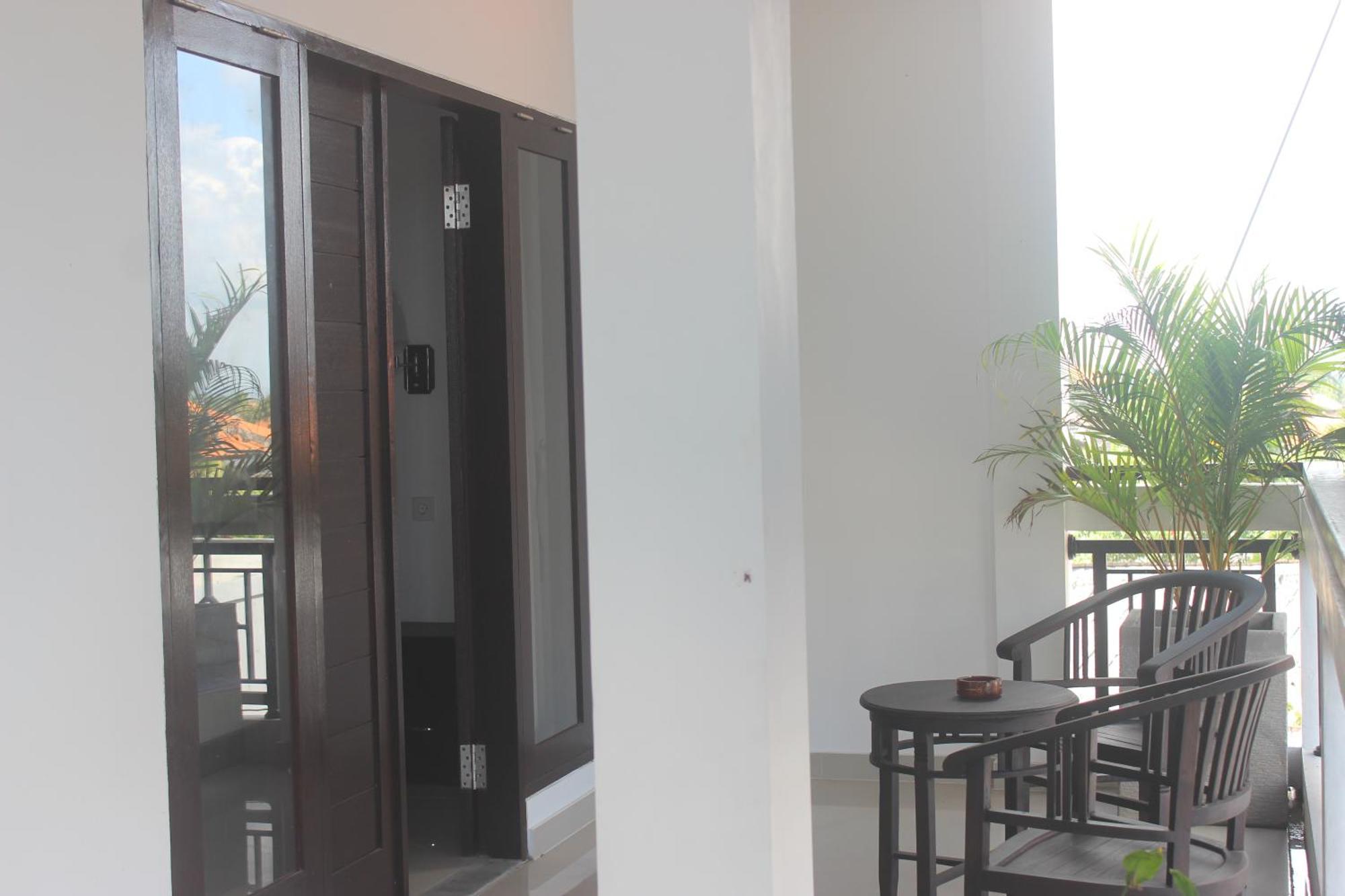 Silvy Guesthouse Canggu Extérieur photo